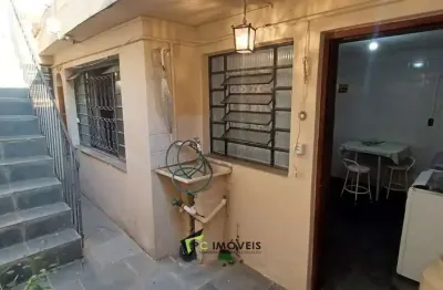 Casa locação para um adulto.  não aceito pet nem crianças.  grato.