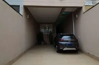 Sobrado à venda - santa teresinha - 3 quartos, 3 suítes, 4 vagas em 170m²