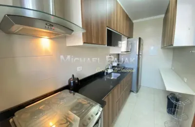À 450 m do metrô, sem vaga de garagem, apartamento na saúde
