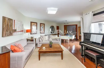 Apartamento de 227 m2 com 5 dormitórios, 1 suítes e 3 vagas de garagem