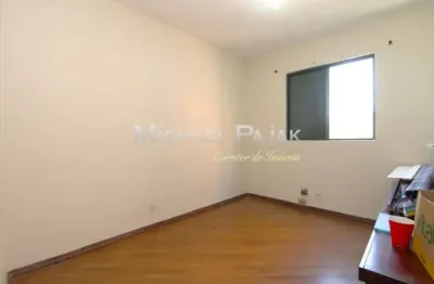 Apartamento tipo para venda com 3 quartos - Michael Pajak (11) 99996 - 4550