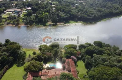 Belíssima chácara com 6500m² em frente a represa ituparanga em mairinque -sp!