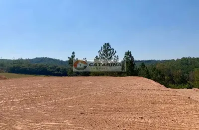 Belíssimo terreno dentro de condomínio, 4.560m² em mairinque-sp