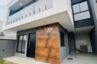 Sobrado com terraço no uberaba, com 03 dormitórios com suíte