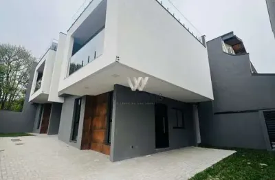 Sobrado com terraço e 03 dormitórios com suíte, no uberaba em curitiba