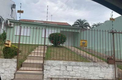 Casa com 3 quartos para alugar na Rua Francisco Carvalho da Cunha, 269, Centro, Viamão