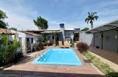 Casa com 3 quartos à venda na Rua Padre Diogo Borba, 103, Santo Onofre, Viamão