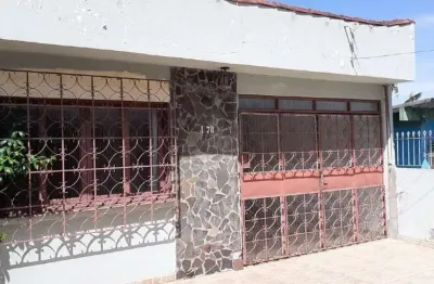 Casa com 3 quartos à venda na Rua Demétrio Ribeiro, 178, Centro, Viamão