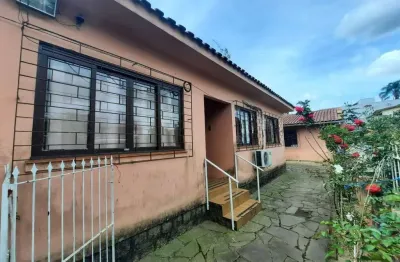 Casa com 3 quartos à venda na Rua Marechal Deodoro, 244, Centro, Viamão