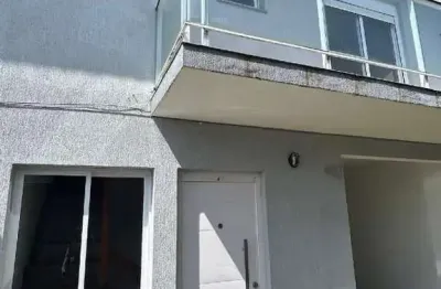 Casa com 2 quartos para alugar na Rua Pinto Bandeira, 578, Viamópolis, Viamão