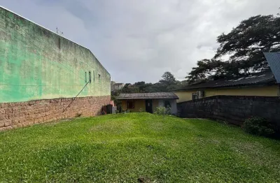 Casa com 2 quartos à venda na Rua Capitão Emílio Nunes, 364, Centro, Viamão