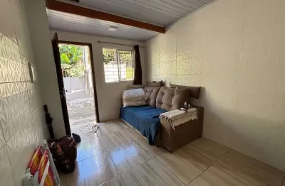 Casa com 2 quartos à venda na Rua Palmares, 26, Querência, Viamão