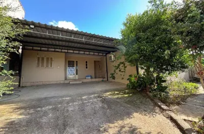 Casa com 3 quartos à venda na Rua Bororós, 253, Parque Índio Jari, Viamão