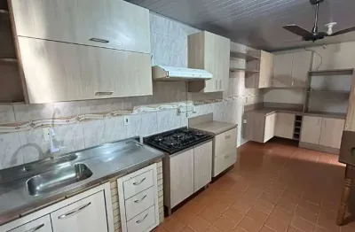 Casa com 3 quartos para alugar na Rua Fernando Rocha Vieira, 331, Tarumã, Viamão