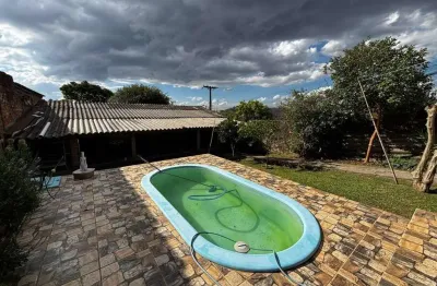 Casa com 2 quartos à venda na Rua Guararapes, 799, Cecília, Viamão