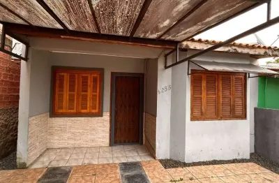 Casa com 2 quartos para alugar na Avenida Figueira, 1255, Jardim Viamar, Viamão