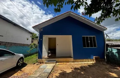 Casa com 2 quartos à venda na Rua Doutor Valter de Azeredo, 48, Centro, Viamão