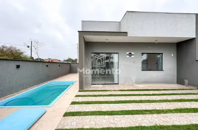 Casa pronta para morar com piscina e 02 quartos no baln. mariluz. itapoá/sc