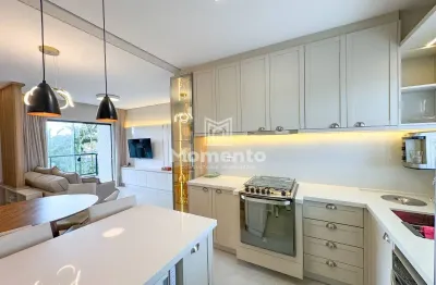 Apartamento finamente mobiliado com 02 quartos sendo 01 suíte, próximo ao mar! itapoá-sc