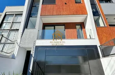 Casa com 3 quartos à venda na Rua Francisco Chiarello, 48, Vinhedos, Caxias do Sul