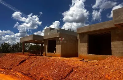 Casa em condomínio fechado com 3 quartos à venda na estrada tarcisio schettino ribeiro, 100, vale dos sonhos, lagoa santa por r$ 950.000