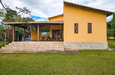 Chácara / sítio com 3 quartos à venda na Antonio Carlos Jobim, 400, Condomínio Morada do Lago, Jaboticatubas por R$ 790.000