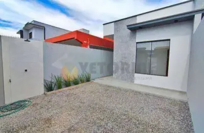 Casa à venda em Caraguatatuba, Balneário dos Golfinhos, com 2 quartos, 65,00m²