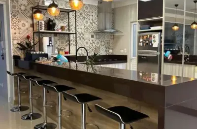 Casas/sobrados em cond., santo inácio  em cascavel/pr