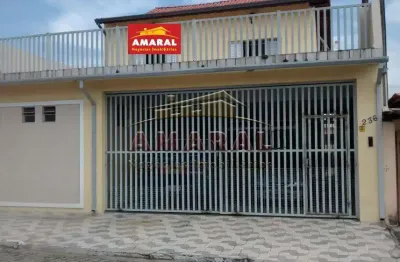 Casa com 3 quartos à venda na Rua Tomisaburo Urano, A2m3a6ral , Vila Figueira, Suzano