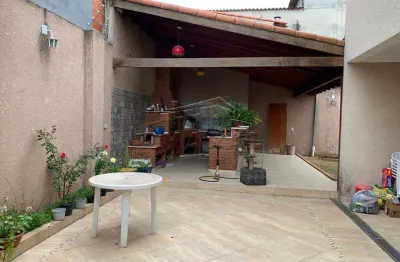 Casa com 2 quartos à venda na rua eunice cerqueira innocencio, jardim quaresmeira, suzano, 350 m2 por r$ 950.000