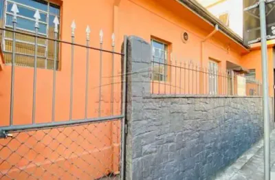 Casa Comercial e Residencial para locação no Centro - Centro