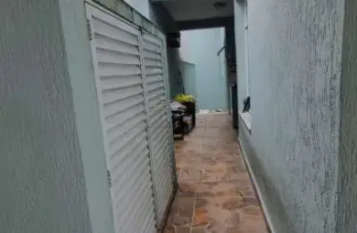 Casa com 3 quartos para alugar na Rua Paulino Ayres de Barros, Jardim Marcato, Suzano