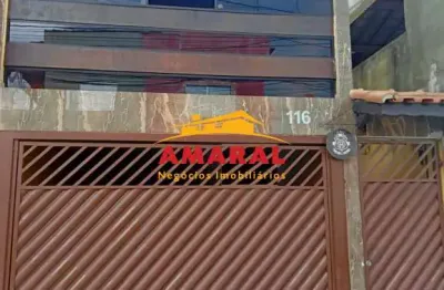 Casa com 3 quartos à venda na Rua Piraquara, A1m1a6ral , Jardim Emília, Poá