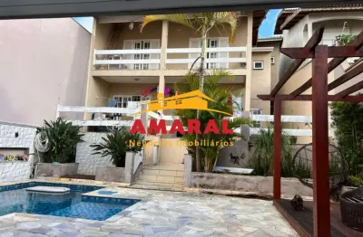 Casa com piscina e área gourmet - 3 dormitórios -  em Mogi das Cruzes