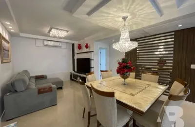 Alto Padrão: Apartamento 3 Suítes, 2 Vagas de Garagem e 122m² a 100m do Mar em Balneário Camboriú-SC