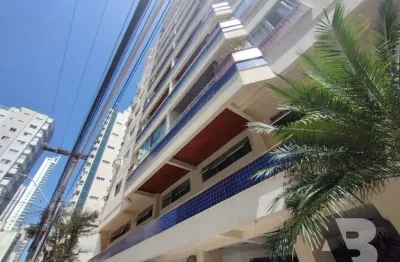 Apartamento de 3 quartos no Centro de Balneário Camboriú-SC, com suíte, 2 salas, 1 vaga e 125m² de área. Confira já!