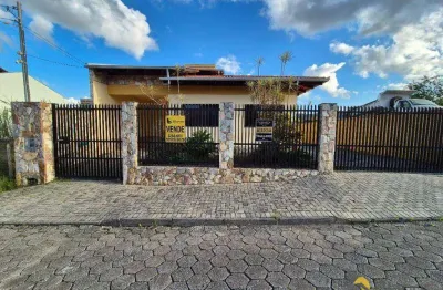 Casa com 3 dormitórios à venda, 240 m² por r$ 780.000,00 - água verde - blumenau/sc