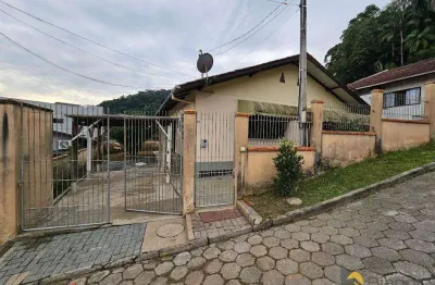 Casa com 2 dormitórios para alugar, 98 m² por r$ 2.500,00/mês - garcia - blumenau/sc