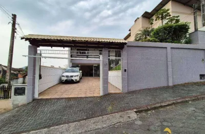 Casa com 4 dormitórios à venda, 290 m² por r$ 1.400.000,00 - água verde - blumenau/sc