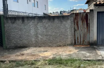 Terreno à venda na Rua Dom Aristides, 32, Parque Xangri-Lá, Contagem
