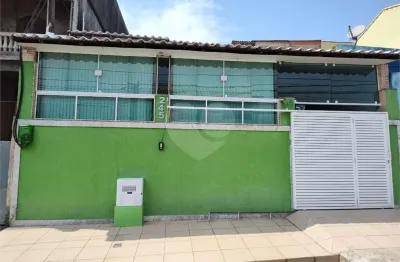 Casa com 2 quartos à venda na Roberto Sérgio Oazen, Campo Grande, Rio de Janeiro