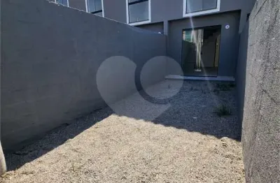 Casa com 2 quartos à venda na Caminho das Amendoeiras, Campo Grande, Rio de Janeiro