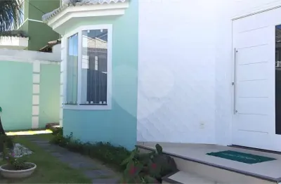Casa com 3 quartos à venda na Do Mendanha, Campo Grande, Rio de Janeiro