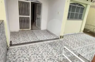 Duplex com 4 quartos para locação em campo grande - rj