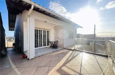 Casa com 2 quartos à venda em Campo Grande, Rio de Janeiro 