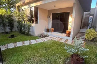 Casa em condomínio fechado com 3 quartos à venda na Estrada Roberto Burle Marx, 1062, Barra de Guaratiba, Rio de Janeiro