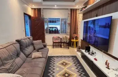 Casa três dormitórios campo da aviação praia grande sp