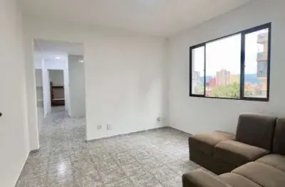 Apartamento um dormitório cidade ocian praia grande sp