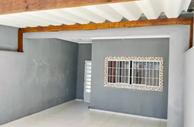 Casa dois dormitorios duas vagas debgaragem bairro nova mirim praia grqnde sp