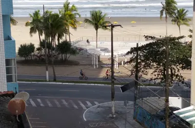 Apartamento tres dormitorios uma suite ocian praia grajde sp